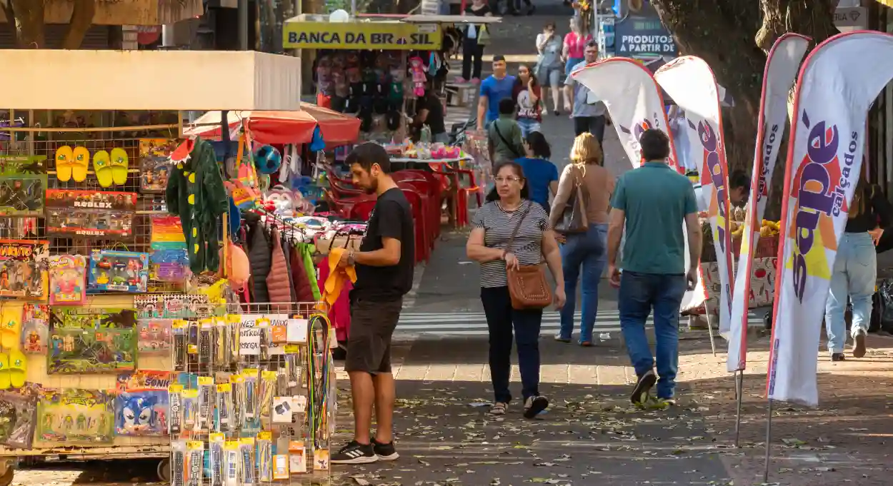 Censo 2022: veja os nomes e sobrenomes mais comuns em Foz do Iguaçu