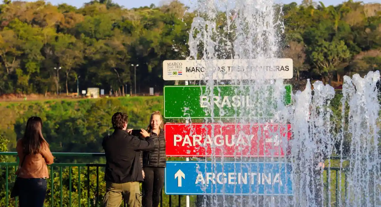 Marco das Três Fronteiras amplia atendimento durante feriado do Dia Consciência Negra