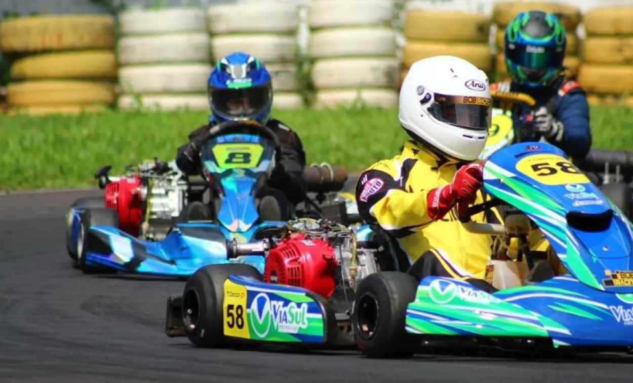 Foz do Iguaçu sedia copa de kart com 32 equipes e entrada gratuita