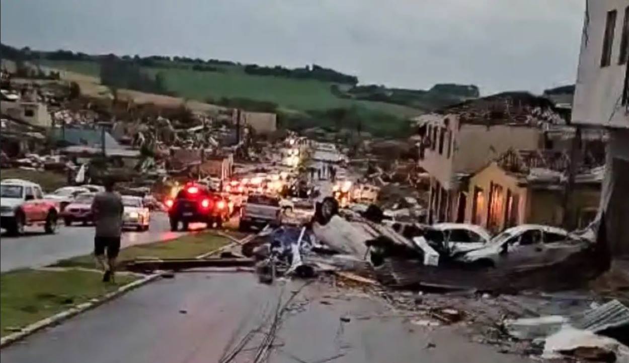 Força-tarefa federal dá apoio às vítimas do tornado em Rio Bonito do Iguaçu