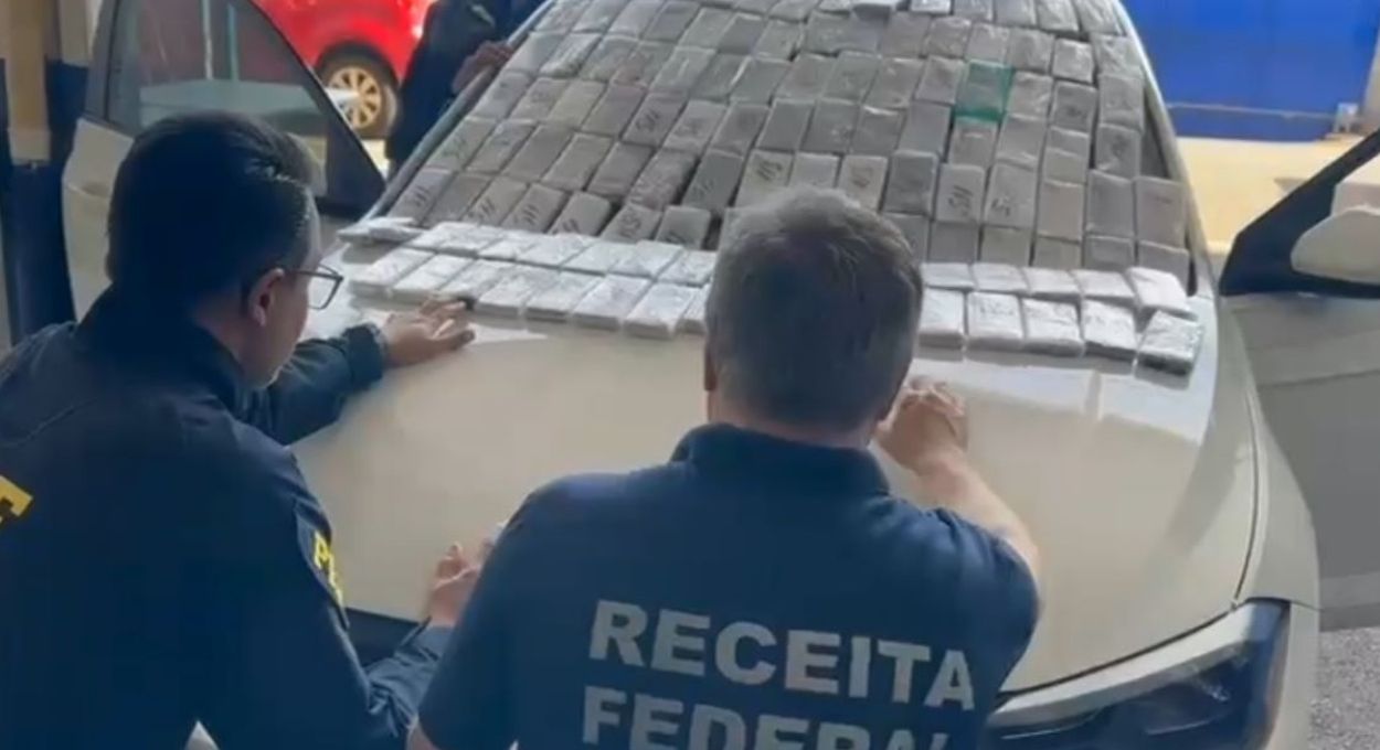 Apreensão na BR-277 flagra carro com quase 300 iPhones na rota Foz–Cascavel