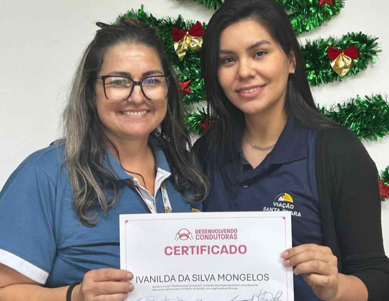Do curso ao emprego: 8 mulheres viram motoristas e ganham espaço no transporte coletivo