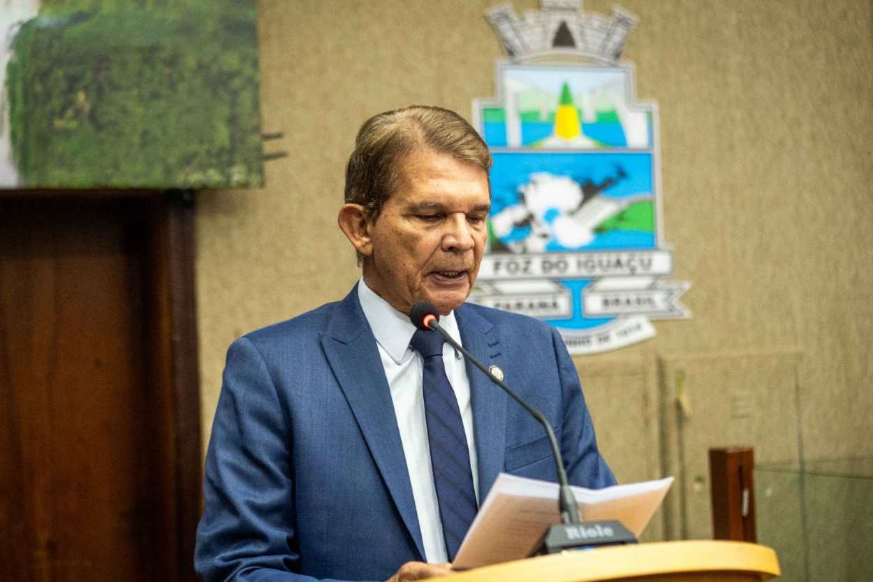 Silva e Luna veta projeto que obriga divulgação da fila na saúde