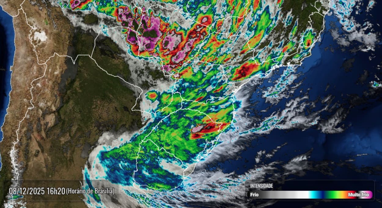 Meteorologia emite alerta vermelho para Foz do Iguaçu e região