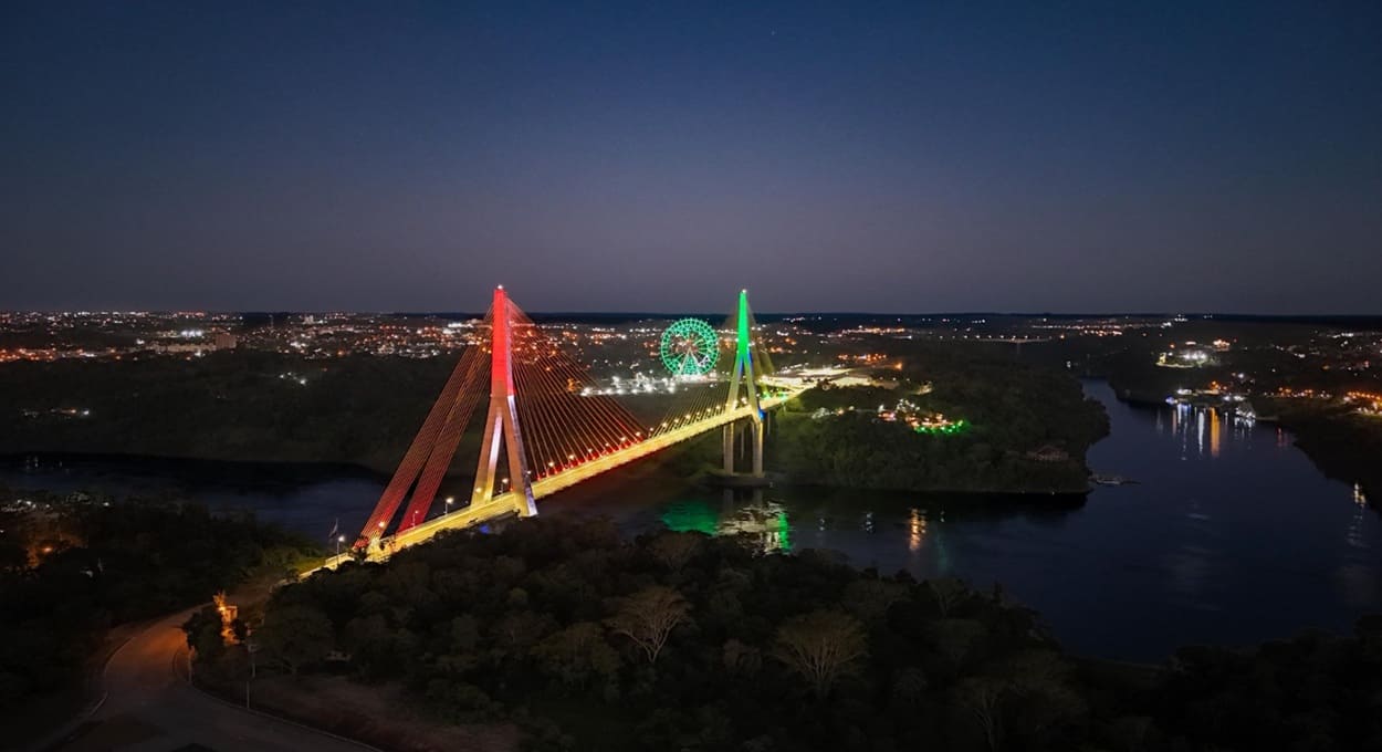 Ponte da Integração: caminhoneiros enfrentam problemas no Paraguai