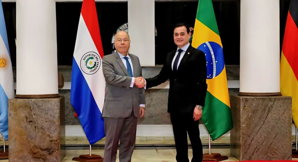 Paraguai impõe sigilo ao relatório sobre a espionagem brasileira