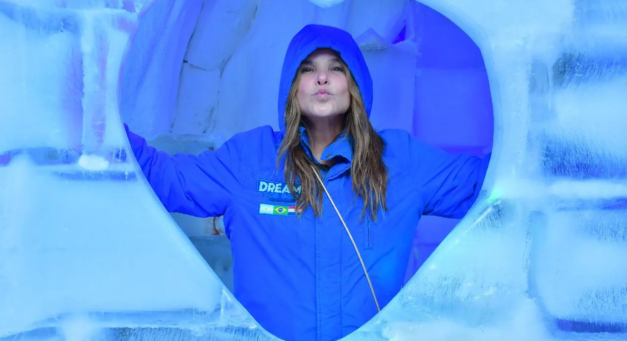 Cristiana Oliveira, eterna Juma, visita o Dreams Park Show com a família