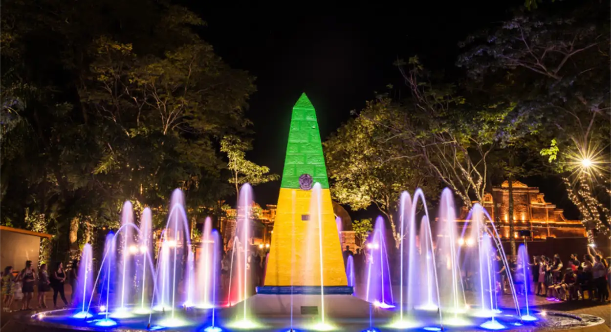 Marco das Três Fronteiras e AquaFoz estão com vagas abertas