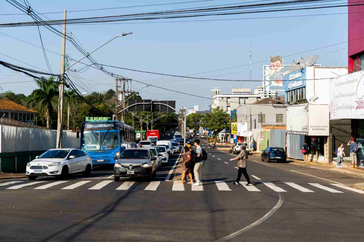 Obra provoca interdição da Avenida JK nesta quinta-feira