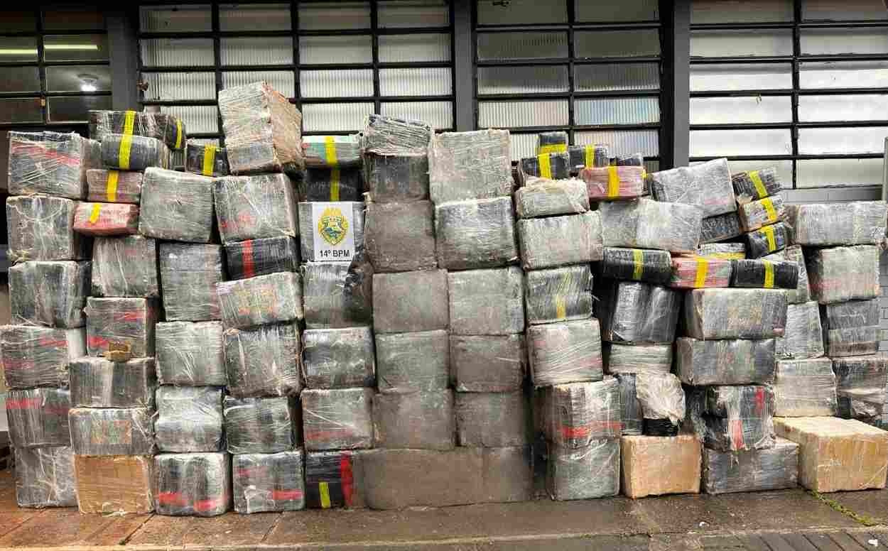 Carga de arroz escondia quase 5 toneladas de maconha na BR-277 — destino era o Rio