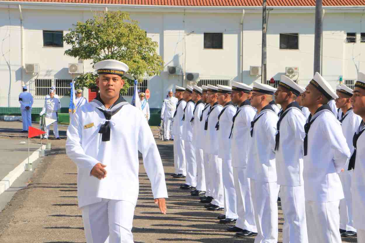 Marinha abre concurso com 850 vagas em escolas de aprendizes