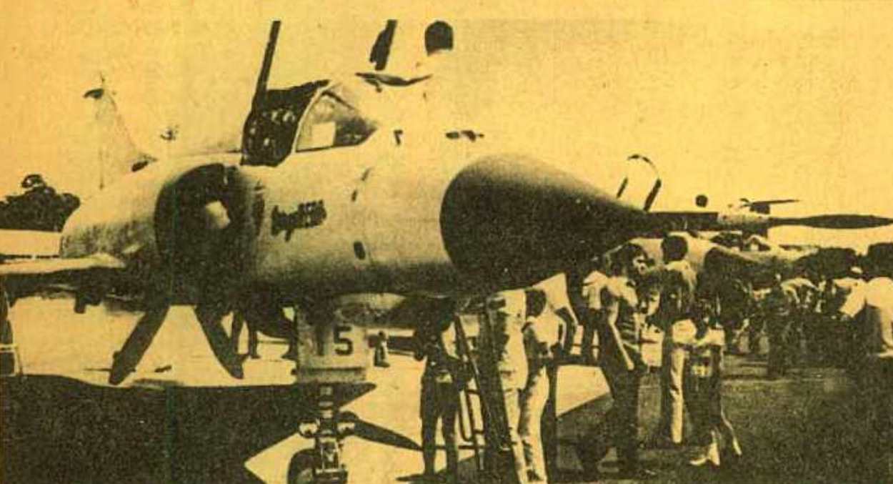 Mirage: caças supersônicos pousam em Foz do Iguaçu