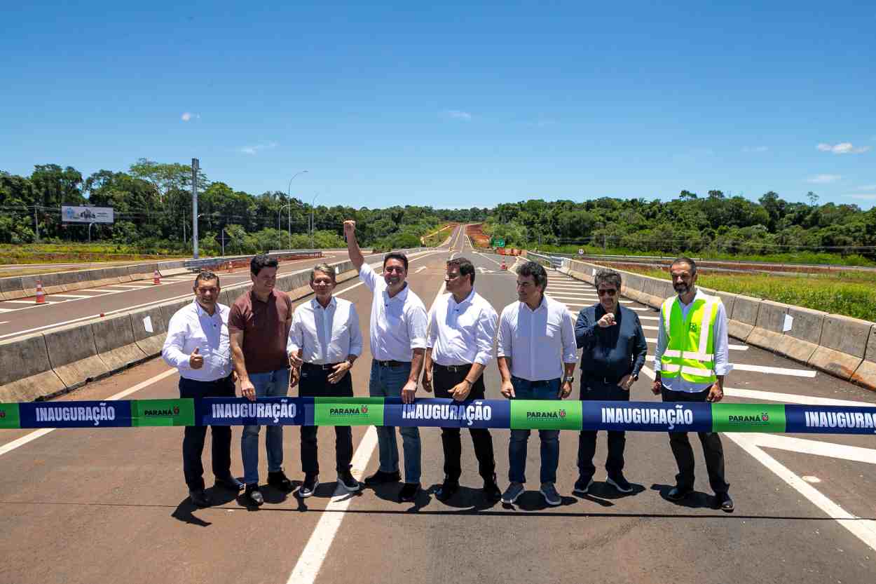 Ratinho Junior entrega Perimetral Leste e anuncia início do uso