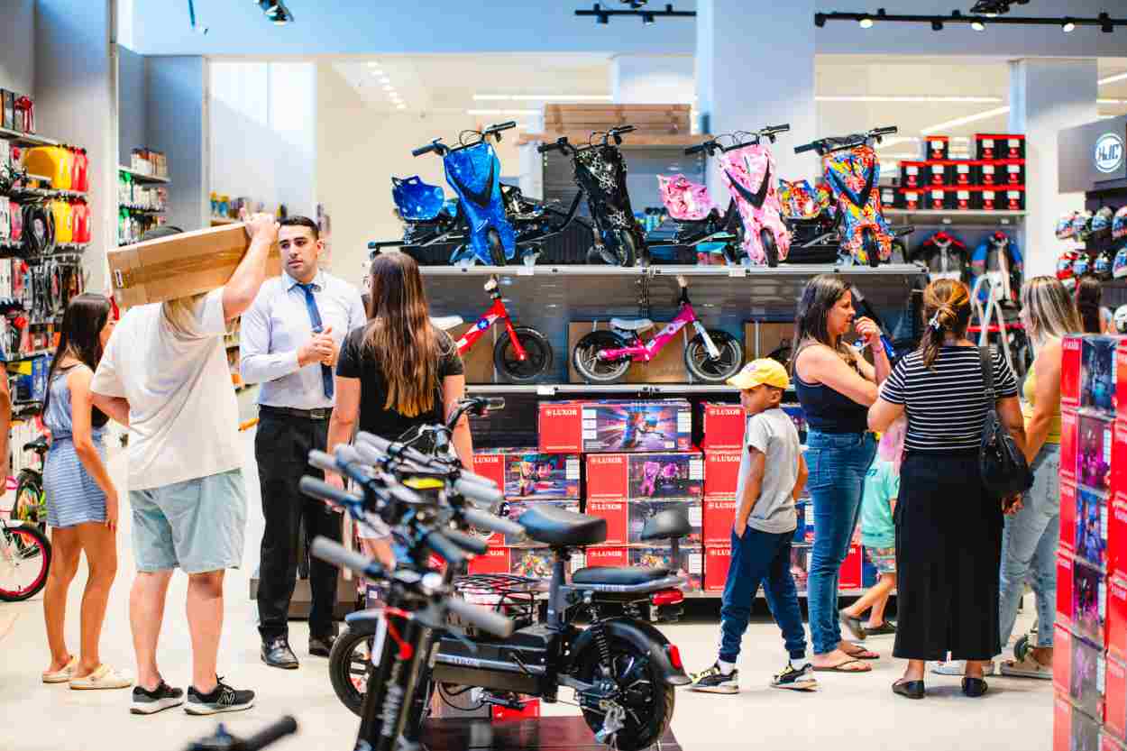 Shopping China impulsiona vendas e consolida polo de compras na fronteira