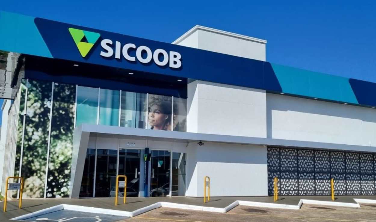 Sicoob Três Fronteiras abre todas as agências para receber doação de alimentos