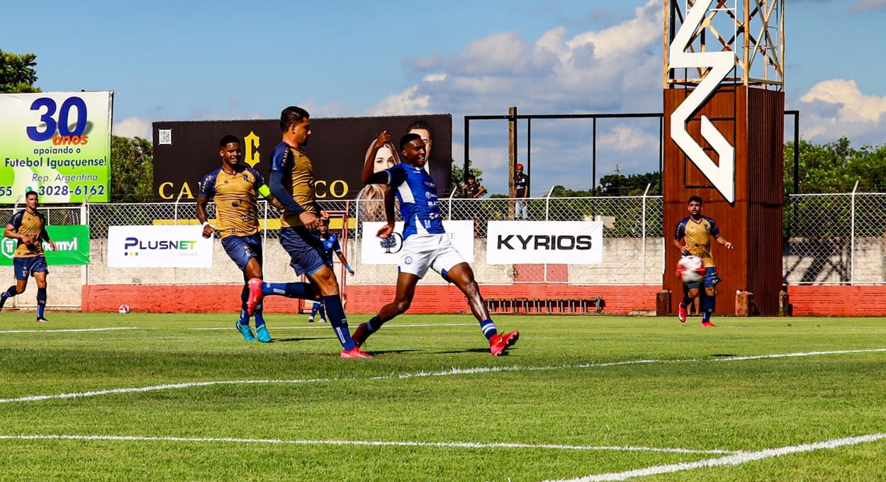 Foz do Iguaçu FC cede empate ao Azuriz no Paranaense 2026