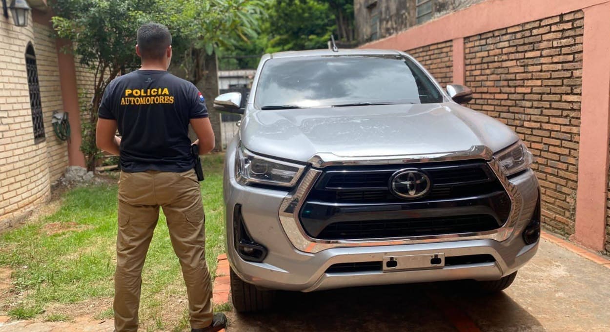 Caminhonete roubada no Brasil era usada por político no Paraguai