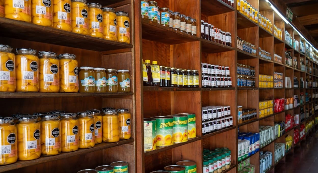 Veja em quanto fechou a inflação de 2025 na Argentina