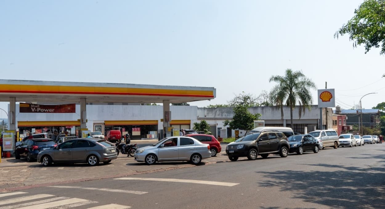 Preço da gasolina na Argentina diminui em janeiro de 2026