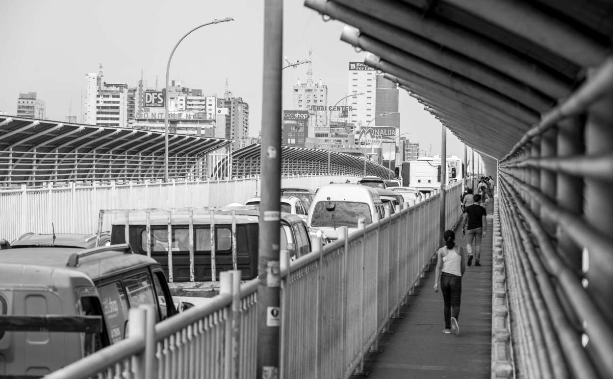 O crime invisível na fronteira Brasil–Paraguai