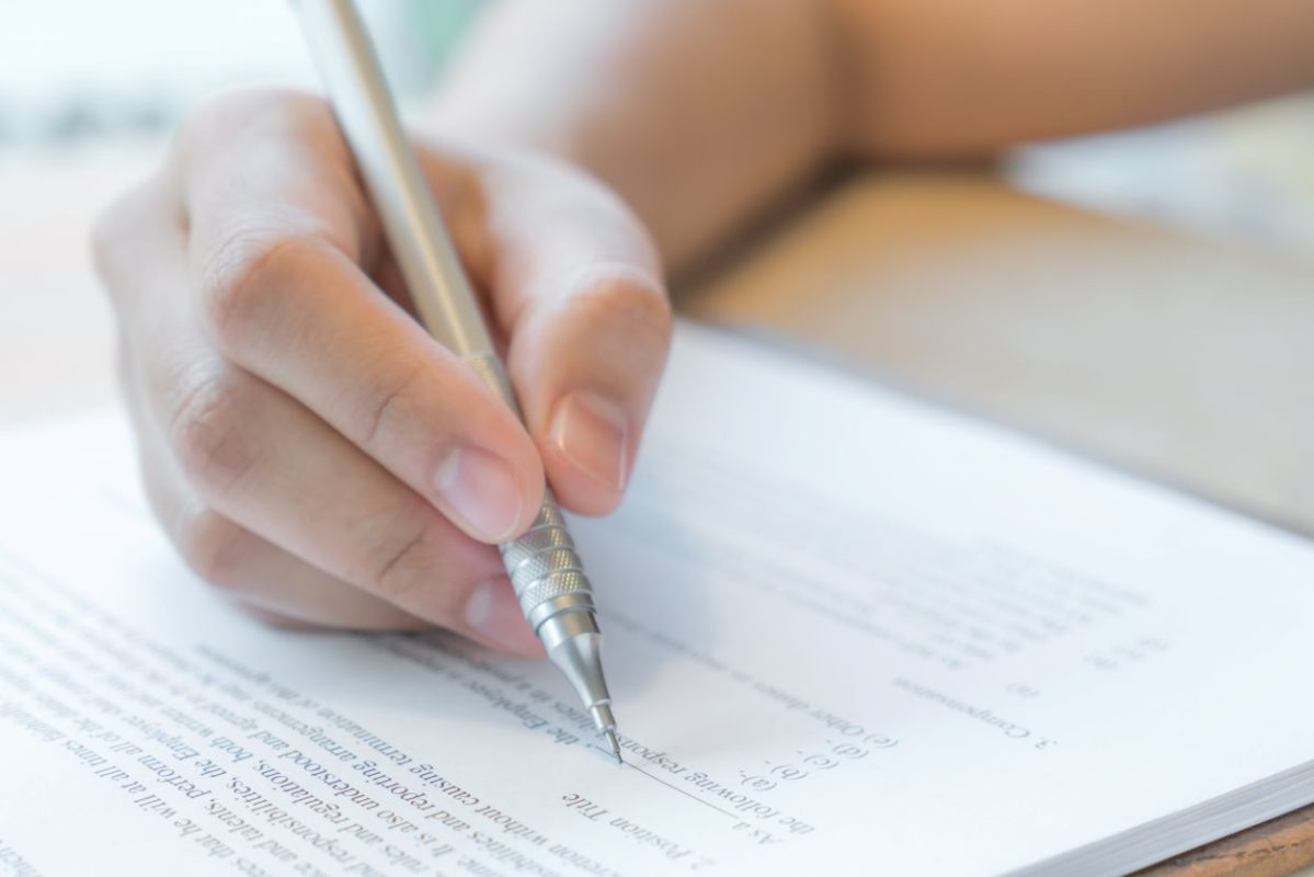 Concursos públicos federais ofertam salários de R$ 3,9 mil a R$ 9,8 mil