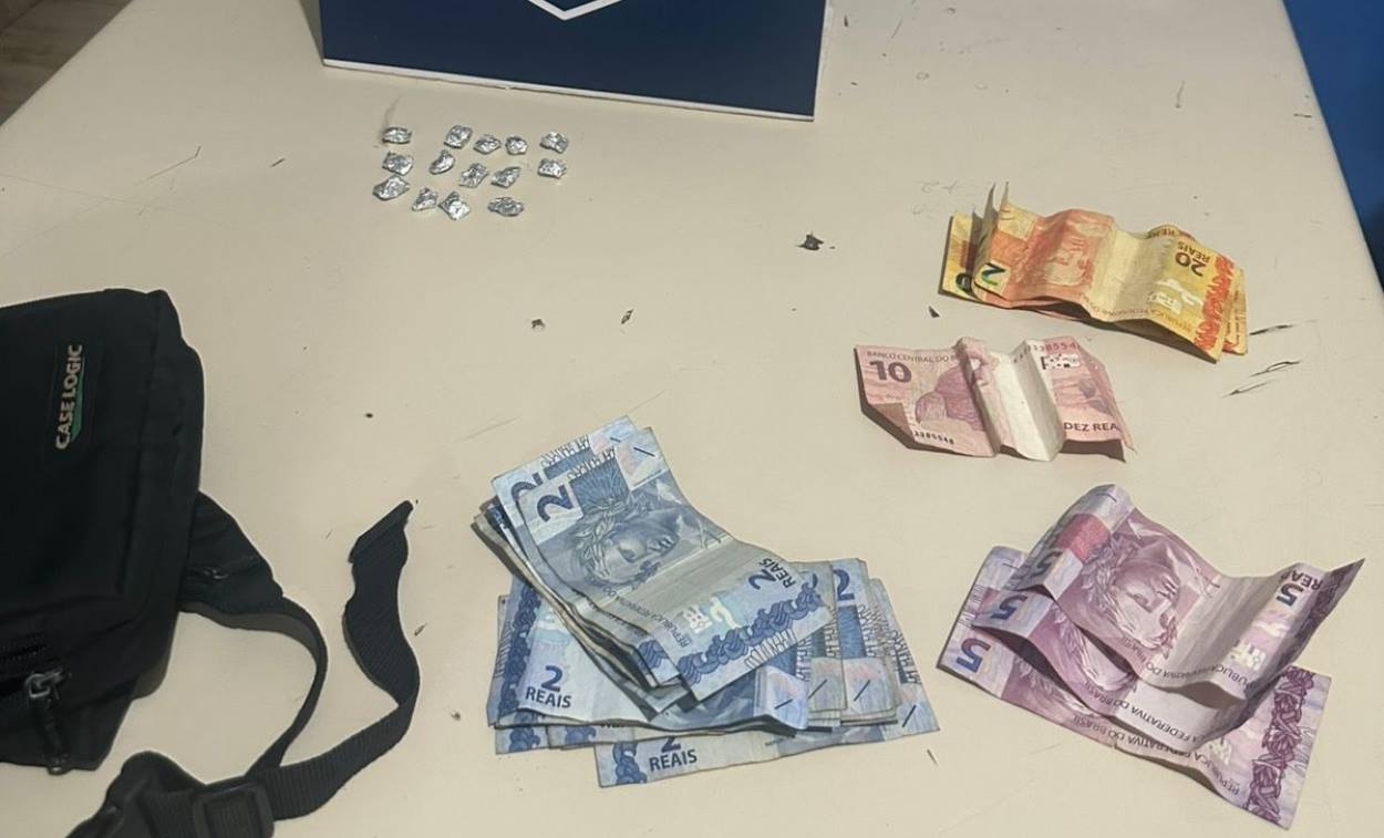 Crack em plena Praça da Bíblia: mulher é detida acusada de tráfico