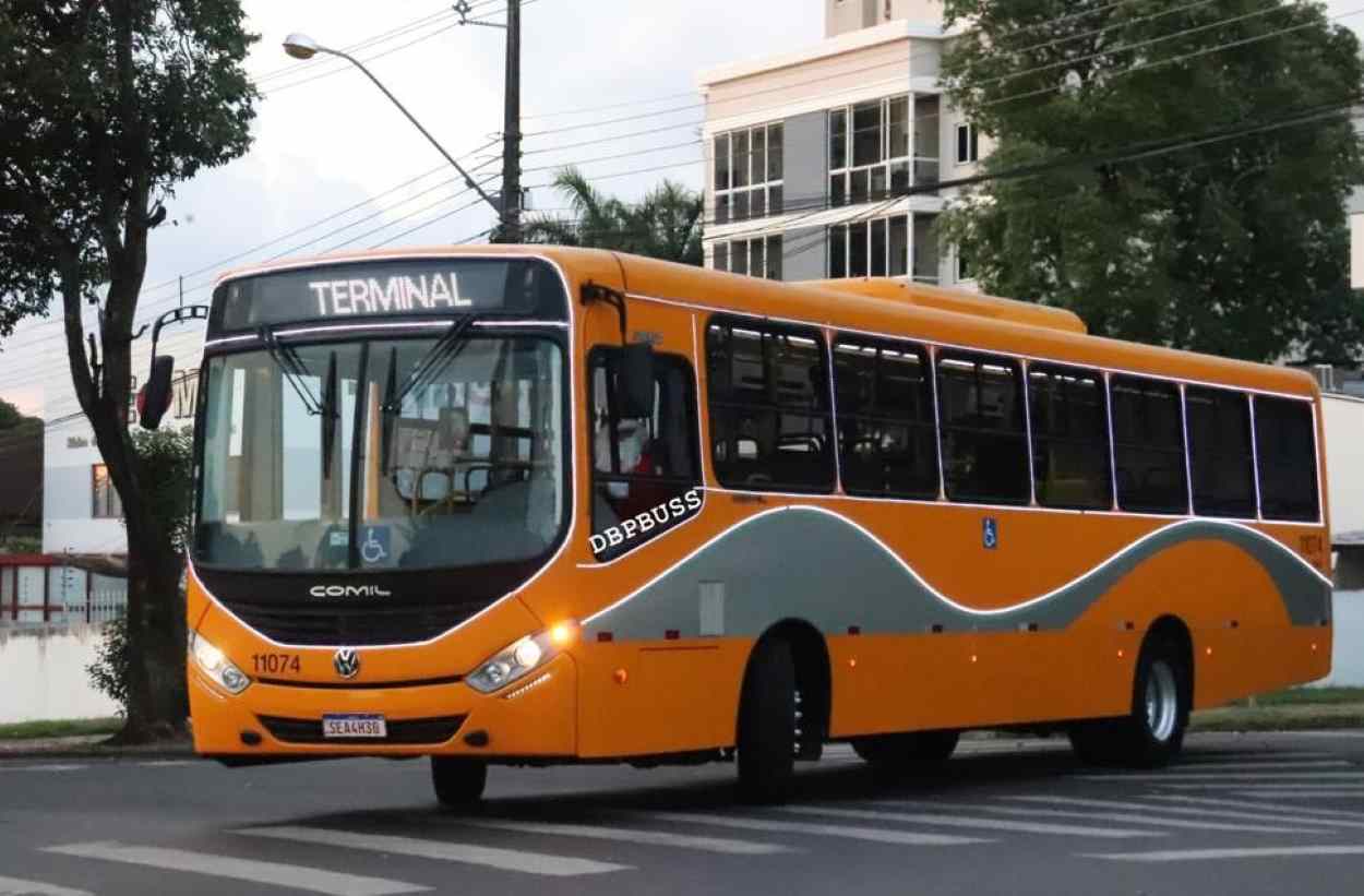 Empresa de ônibus abre vagas para motorista e mais 4 funções em Foz