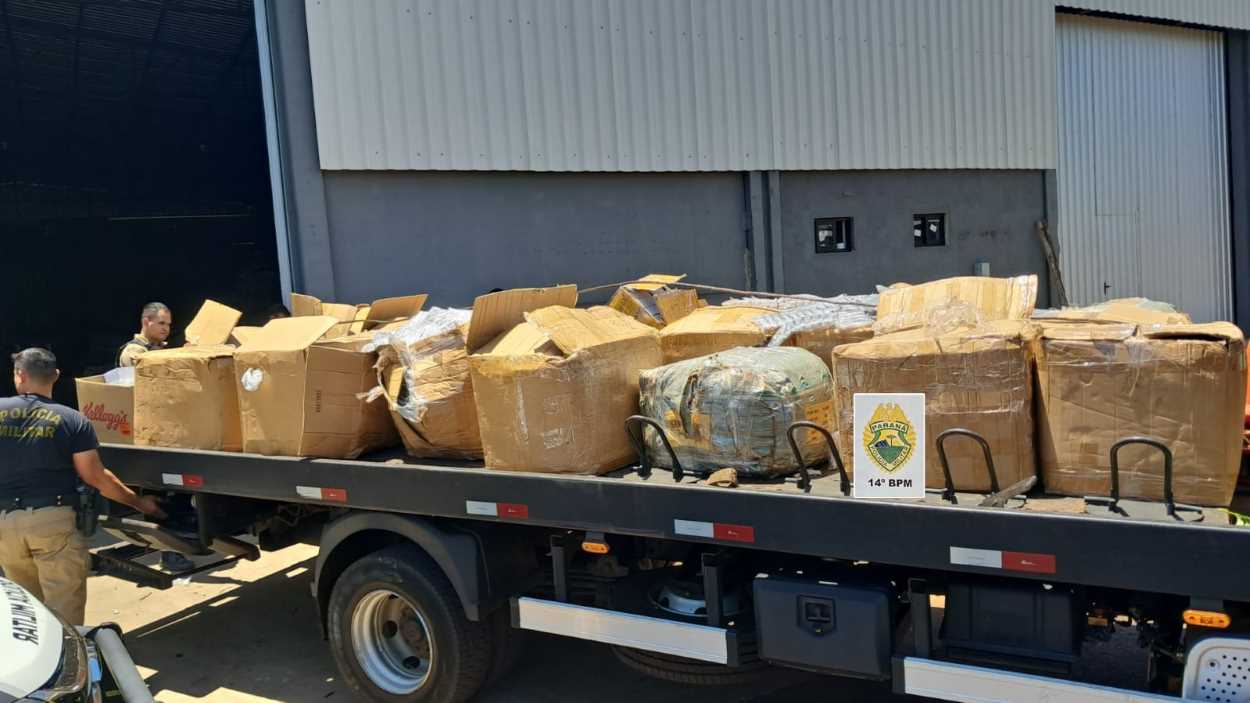 Meio milhão em mercadorias: PM faz grande apreensão em bairro de Foz