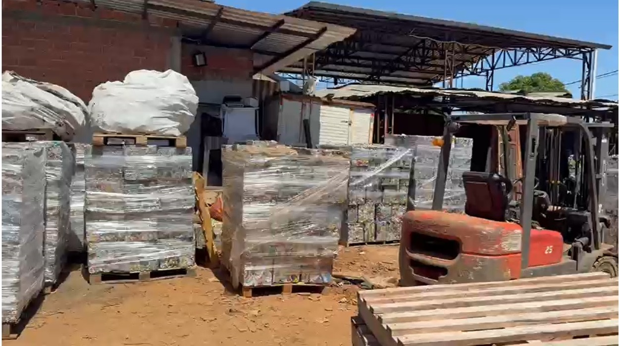 Forças de segurança apreendem 15 toneladas de sucata em Foz trazidas da Argentina