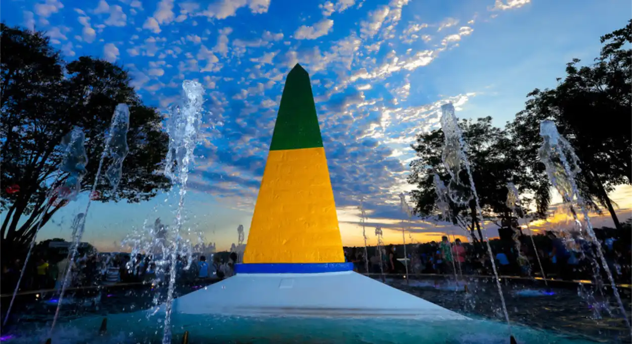 Marco das Três Fronteiras recebe selo Travelers’ Choice 2025 do Tripadvisor