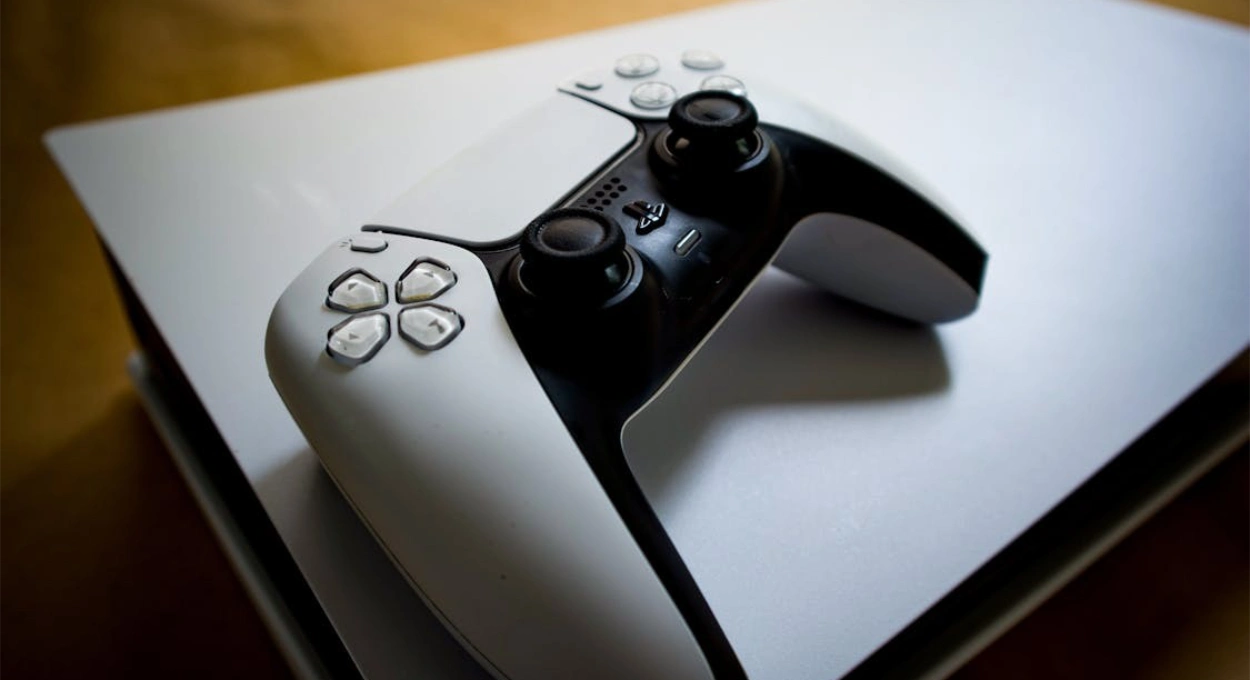 Compre uma película e concorra a um PlayStation 5 na Só Capas