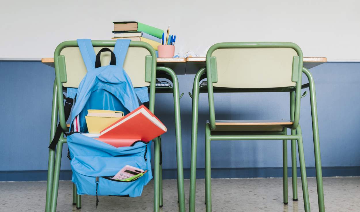 Carnaval e mudança da prefeitura deixam alunos uma semana sem aulas em Foz