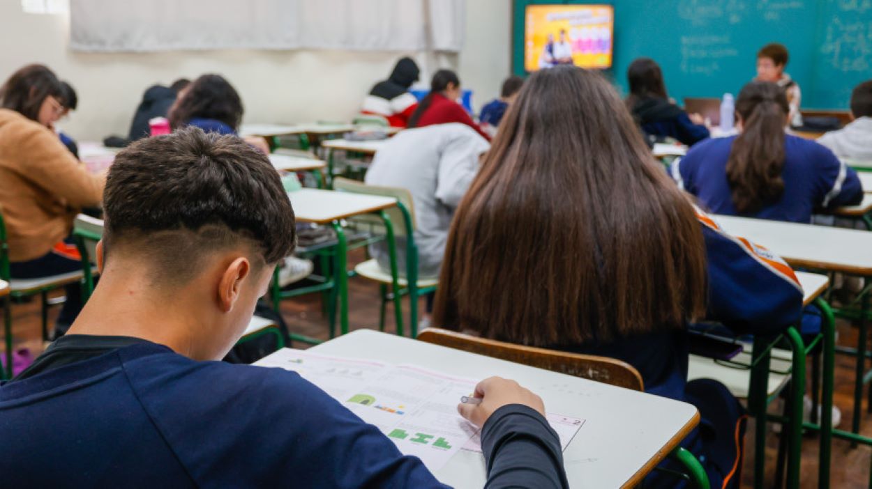 Proposta de estudante do ensino médio se torna lei no Paraná