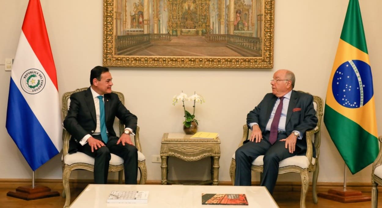 Chanceler brasileiro cumpre agenda oficial no Paraguai