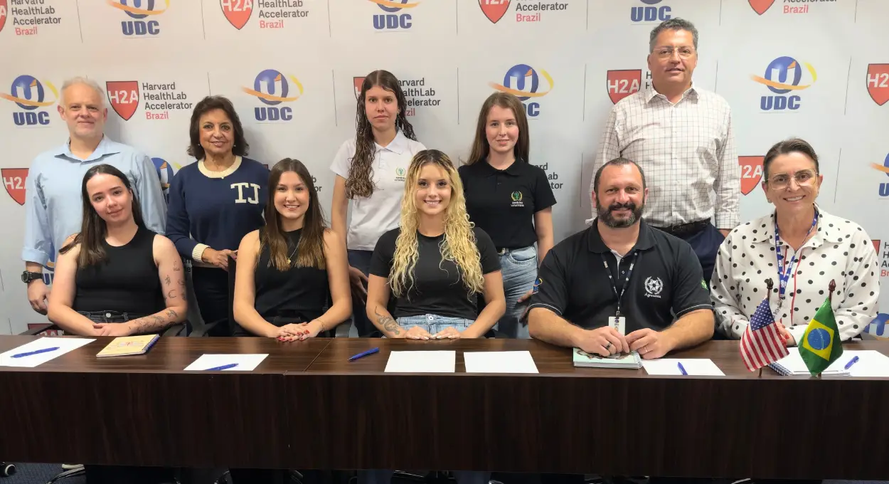 UDC lança iniciativa que conecta acadêmicos a especialistas de Harvard