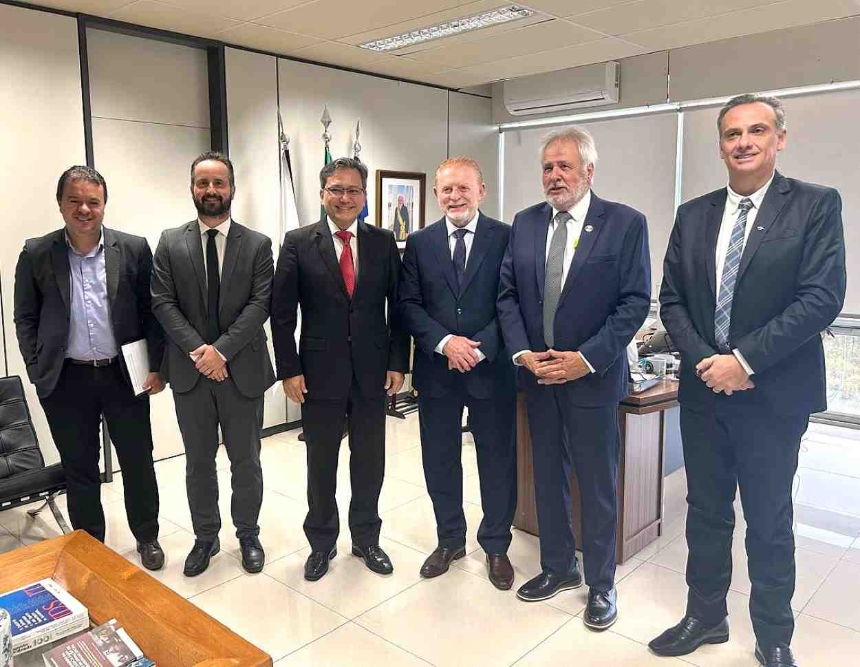 ACIFI defende manutenção do Despacho a Menor em audiência na Receita Federal