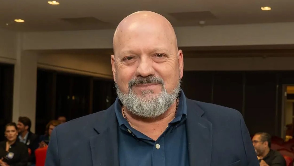 Airton José vai ao MDB e mira vaga na Câmara Federal