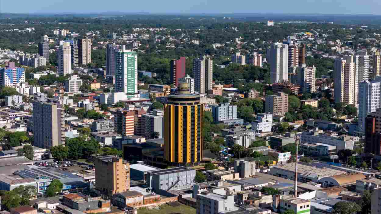 Foz do Iguaçu perde 226 empregos em janeiro, mostra Caged