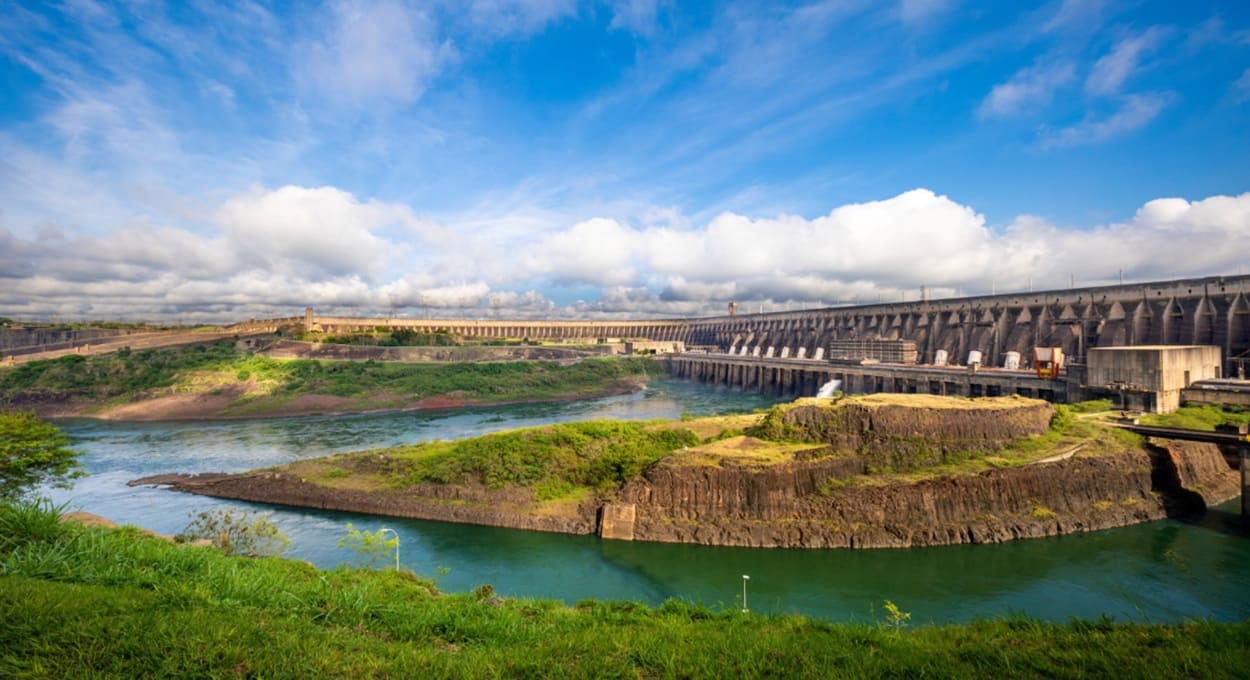 Itaipu destina R$ 5,7 bilhões para reduzir impacto na conta de luz