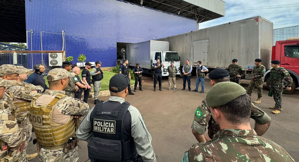 Exercício mobiliza forças de segurança na fronteira em Foz do Iguaçu
