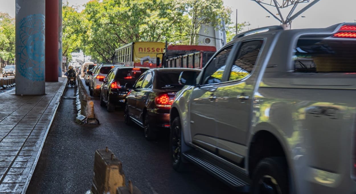 Motoristas do Paraguai ameaçam fechar Ponte da Amizade
