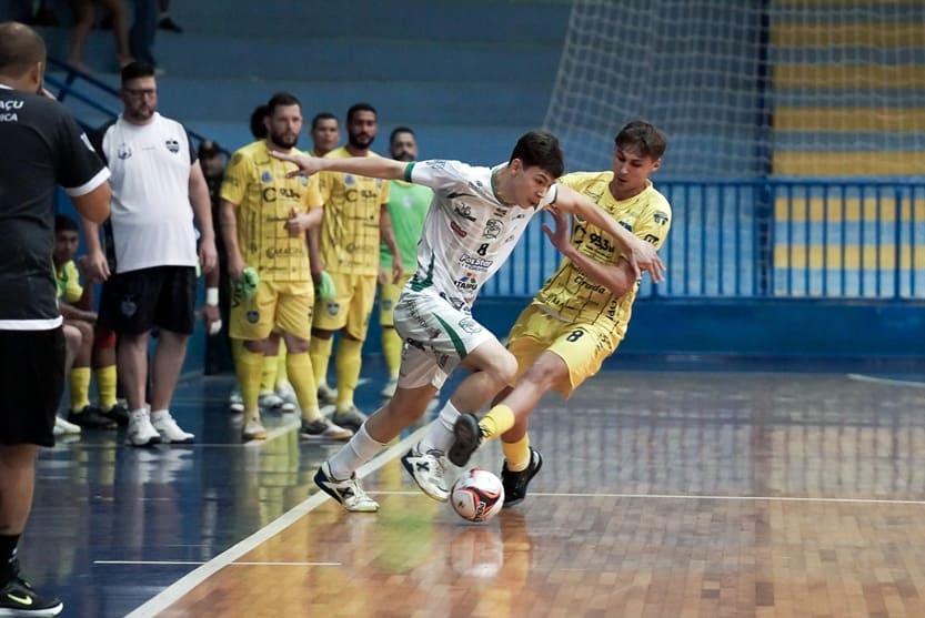 Santa Helena tem como técnico Marlus Sokolowski, ex-comandante do Foz Cataratas Futsal.
