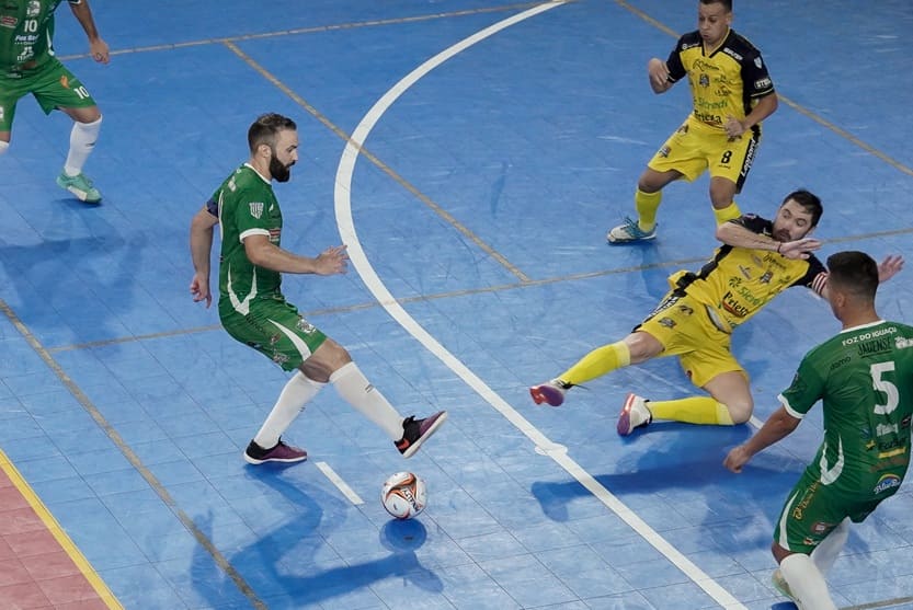 Máquina Mortífera lutou até o fim em busca do empate. 