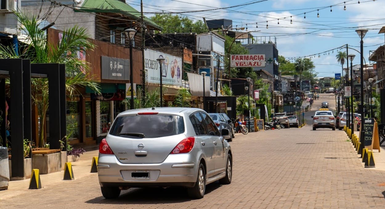 Puerto Iguazú tem paralisação de servidores públicos nesta terça (21)