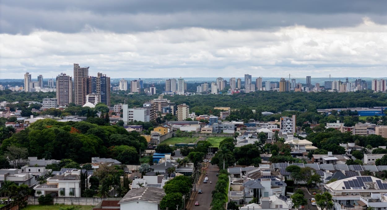 Frente fria traz chuva para os últimos dias de abril em Foz do Iguaçu
