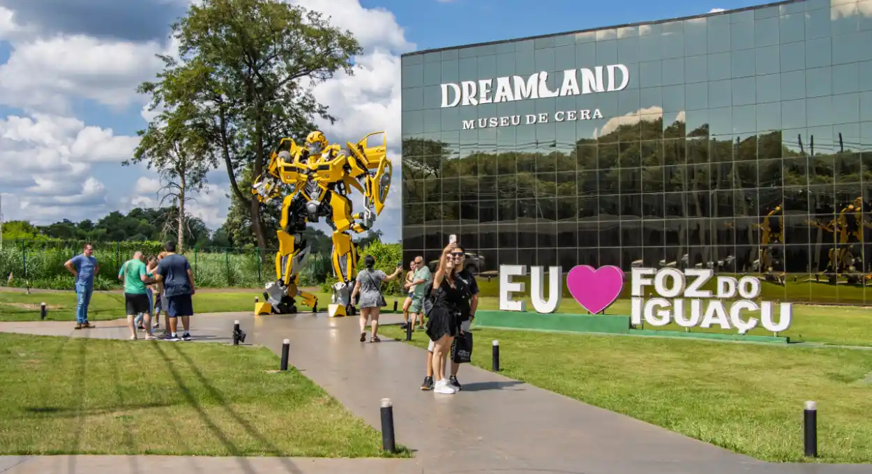 Dreams Park Show amplia campanha: doe 1 litro de leite e pague só R$ 15