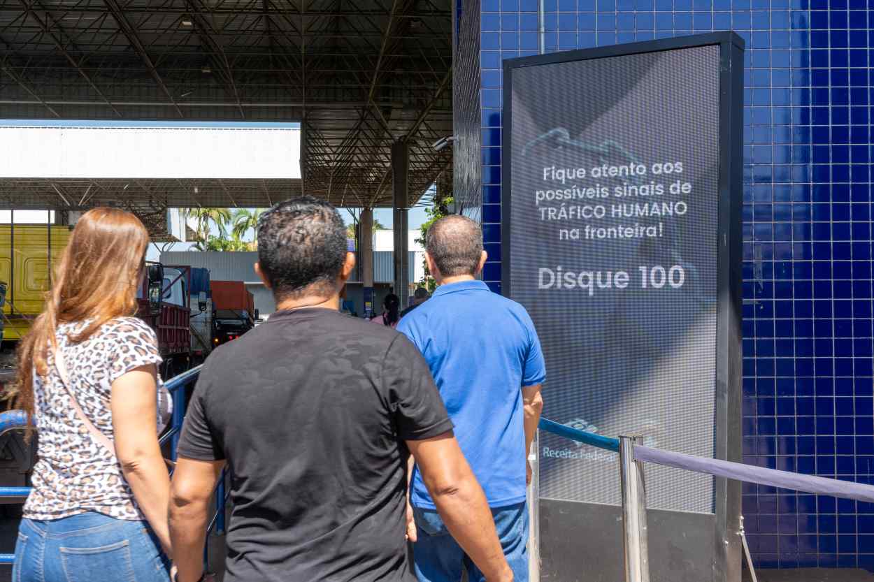 Tráfico de pessoas é tema de roda de conversa em Foz