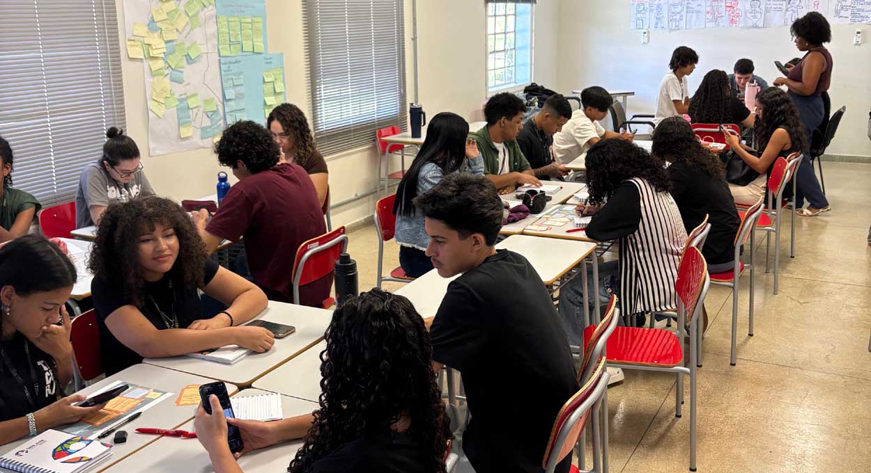 Trilha Jovem Iguassu avança com aulas presenciais no Itaipu Parquetec