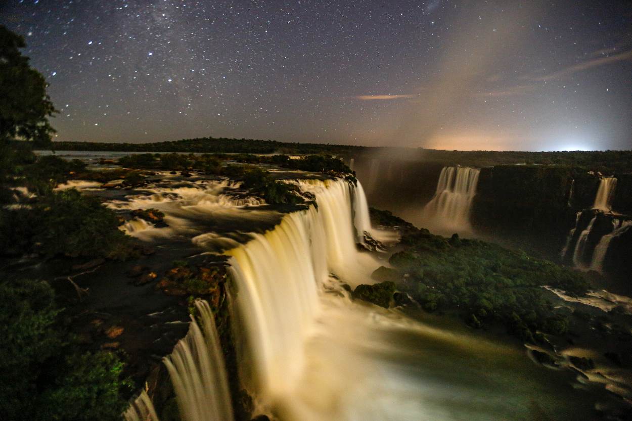 Turismo do Paraná cresce acima da média nacional nos últimos 12 meses