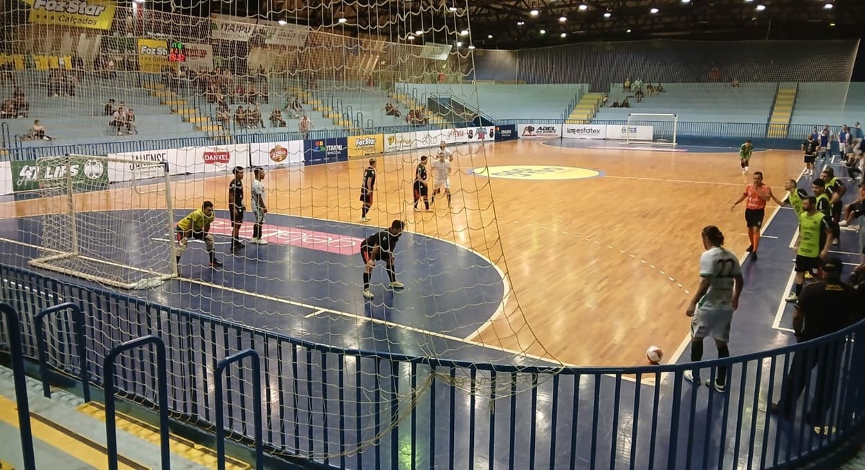 Foz Futsal perde em casa para o Toledo na Série Bronze